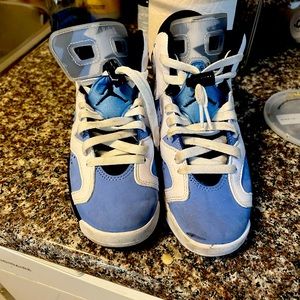 JORDAN 6 worn ONCE! Not fake with proof ! Size 3.5